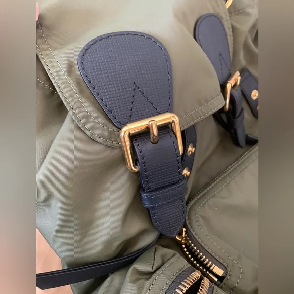NWT Burberry Rucksack Olive Green Medium Backpack - Picture 7 of 9